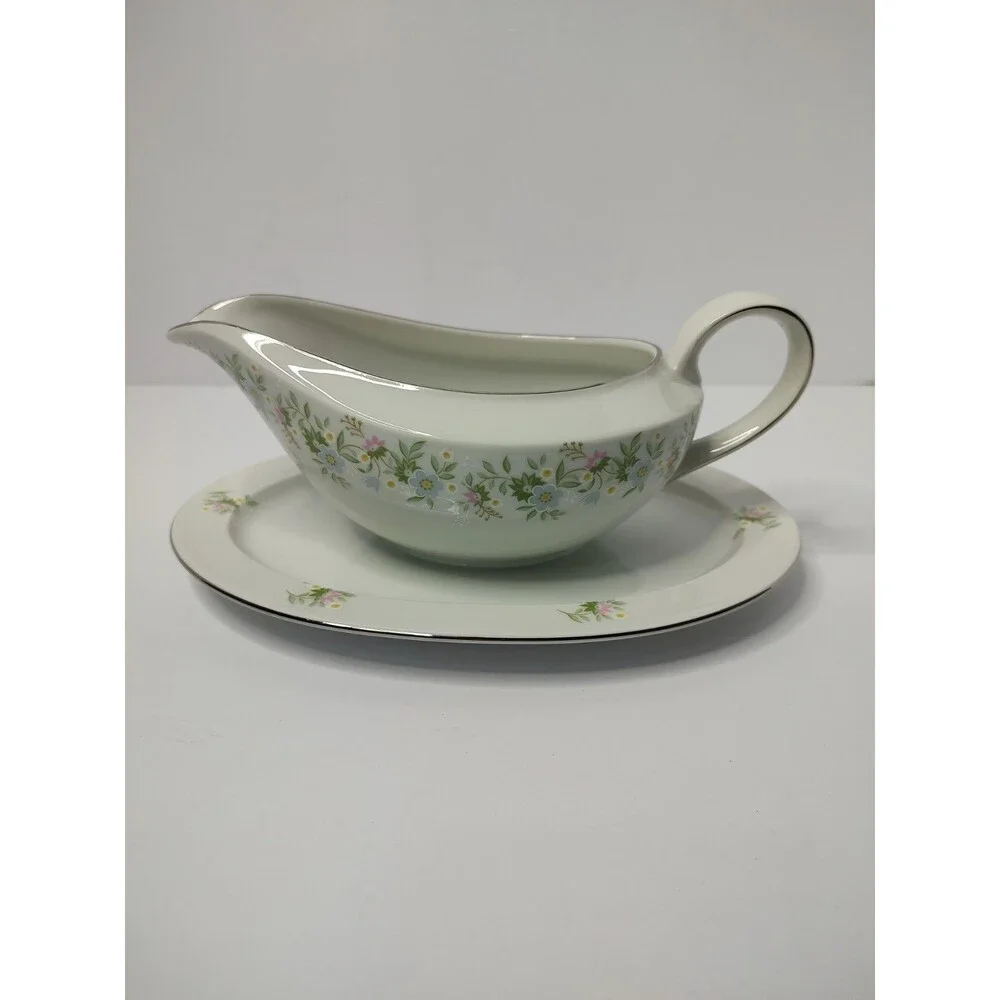 Johann Haviland Bavaria FOREVER SPRING Gravy Boat Attached Under Plate - 9”